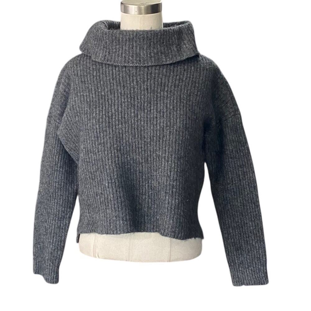 Eileen Fisher Sweater Women’s Size Medium Grey Yak & Wool Ribbed Boxy Cowl